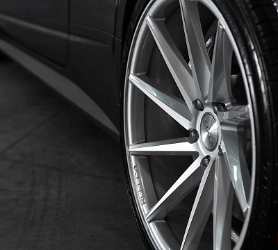 Фото дисков Vossen CVT на Cadillac CTS II