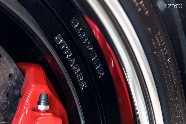 Фото дисков Strasse Wheels S5 Signature Черный глянец на Dodge Viper