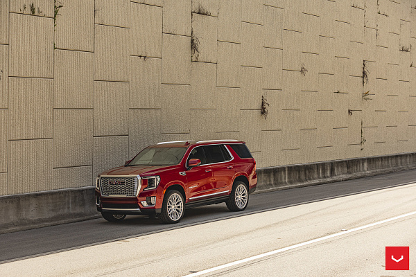 Фото дисков Vossen HF6-3 Серебро на GMC Yukon V