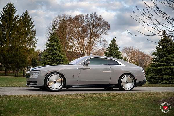 Фото дисков Vossen GEN-06 Глянцевый лак на Rolls-Royce Spectre