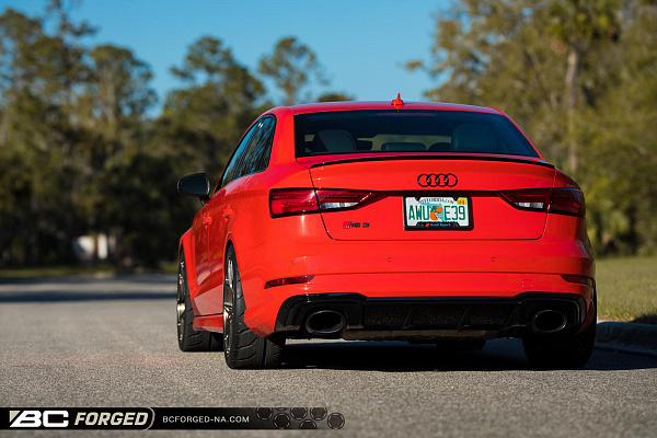 Фото дисков BC Forged RZ21 Глянцевая бронза на Audi A/S/RS 3 (8V)