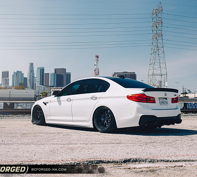 Фото дисков BC Forged LE52 // MLE52 на BMW 5/M5 (G30/F90)