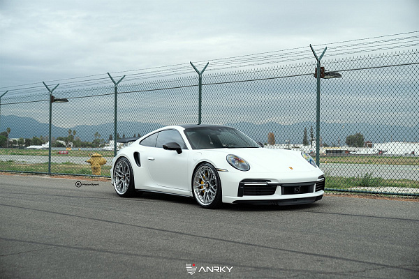 Фото дисков Anrky RS2.3 Сатиновый лак на Porsche 911 VIII