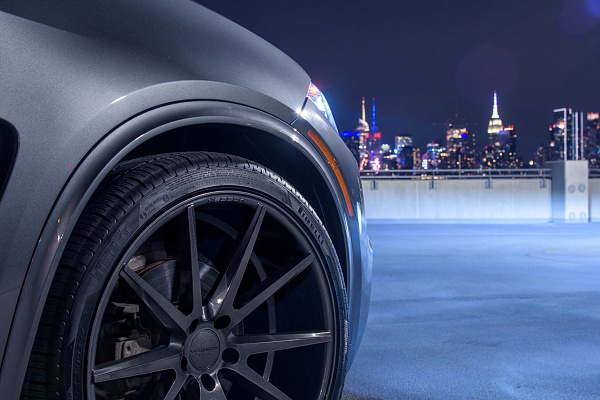 Фото дисков Vossen VFS-1 Сатиновый графит на BMW X5/X5 M (F15/F85)