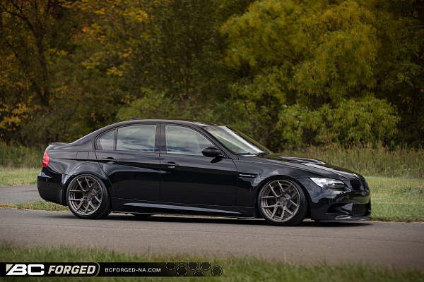 Фото дисков BC Forged HCS02 Глянцевый темный лак на BMW 3/M3 (E90)