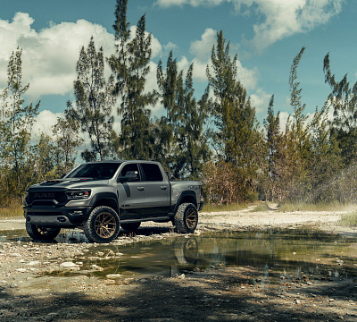 Фото дисков Vossen HF6-4 на Ram 1500 V