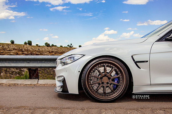 Фото дисков Strasse Wheels R10 Competition Сатиновая темная бронза на BMW 3/M3 (F3x/F80)