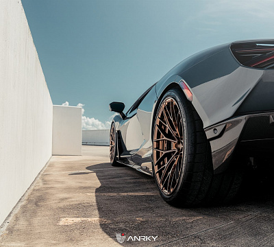 Фото дисков Anrky AN20 на Lamborghini Revuelto