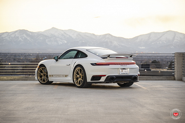 Фото дисков Vossen RS19 Глянцевое золото на Porsche 911 VIII