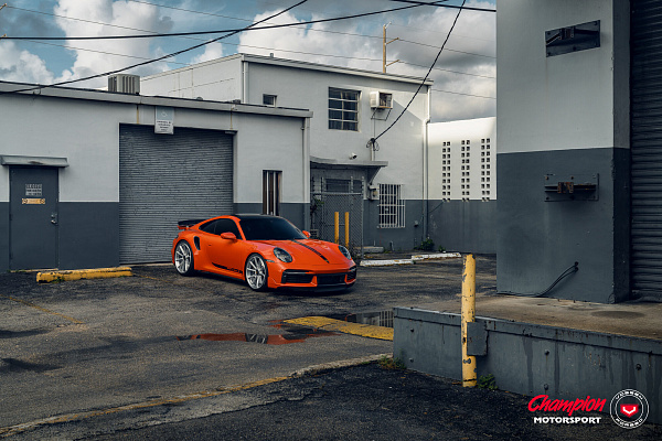 Фото дисков Vossen RS92 Глянцевый лак на Porsche 911 VIII