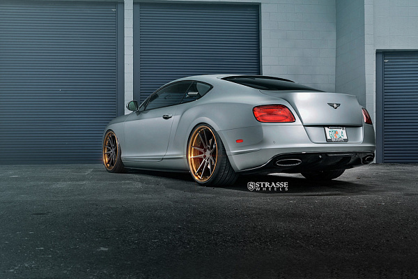 Фото дисков Strasse Wheels SV1 Deep Concave FS Другой цвет на Bentley Continental GT I