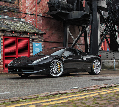 Фото дисков Vossen S21-02 на Ferrari 458