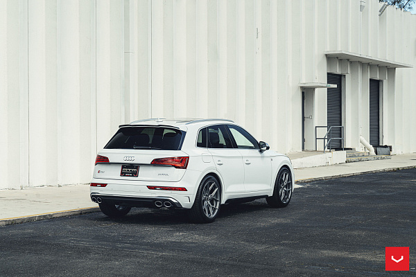 Фото дисков Vossen HF-5 Серебро на Audi Q5 GU