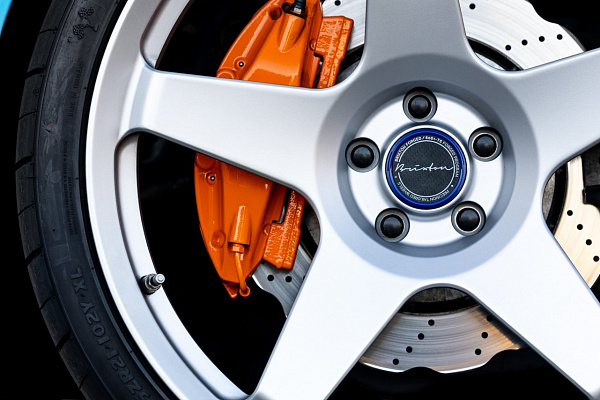 Фото дисков Brixton Forged TR04 Серебро на Audi R8 (4S)