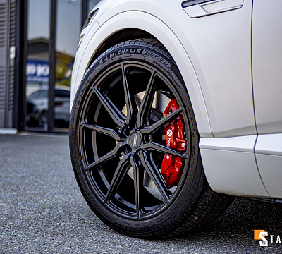 Фото дисков Vossen HF-3 на Genesis GV80