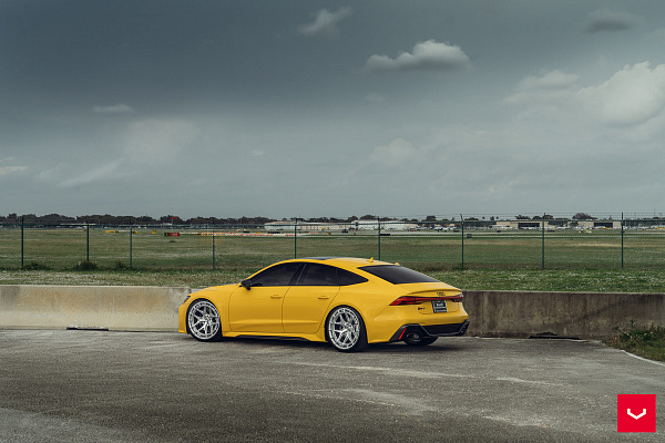 Фото дисков Vossen HFX-1 (5-Lug) Серебро на Audi A/RS 7 (4K)