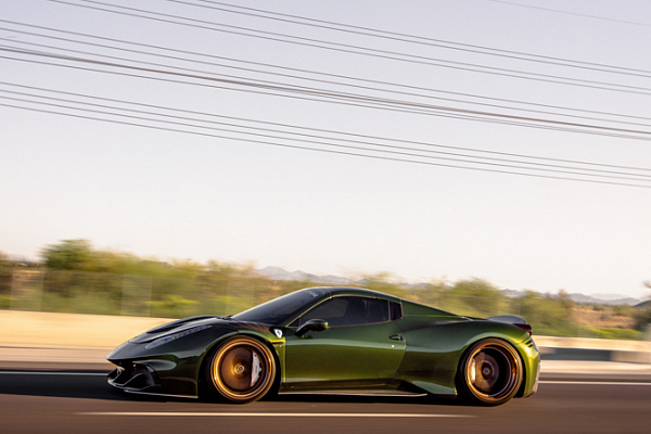 Фото дисков Brixton Forged R11-RS Глянцевая бронза на Ferrari 458
