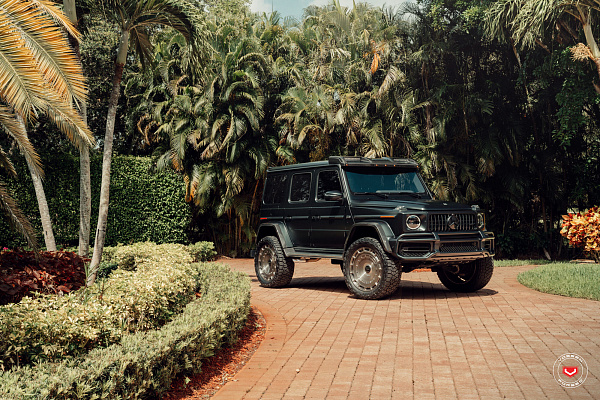Фото дисков Vossen LC3-11 Глянцевый тонированный лак на Mercedes-Benz G-Class III
