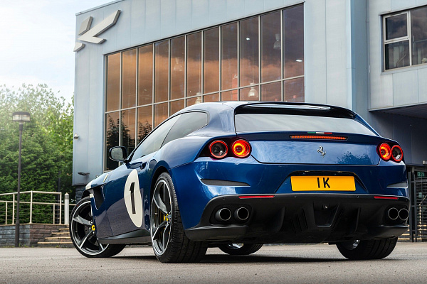 Ferrari GTC4Lusso
