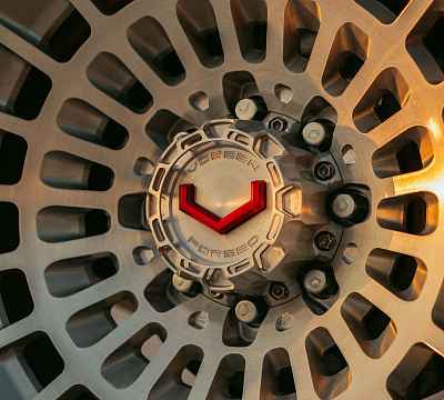 Фото дисков Vossen LCX-04 на GMC Hummer EV