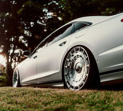 Фото дисков Vossen HF-9 на Audi A/S 8 (D5)