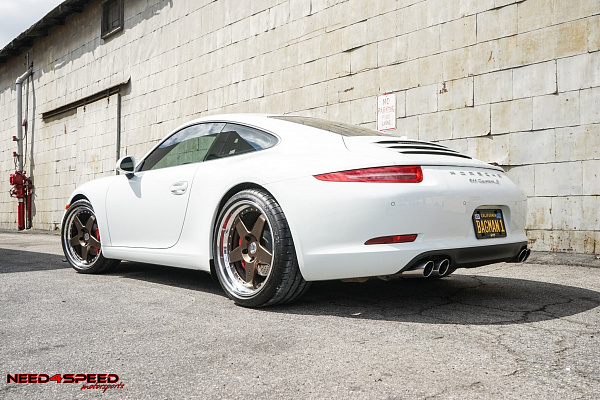 Фото дисков HRE C105 Сатиновая бронза на Porsche 911 VII