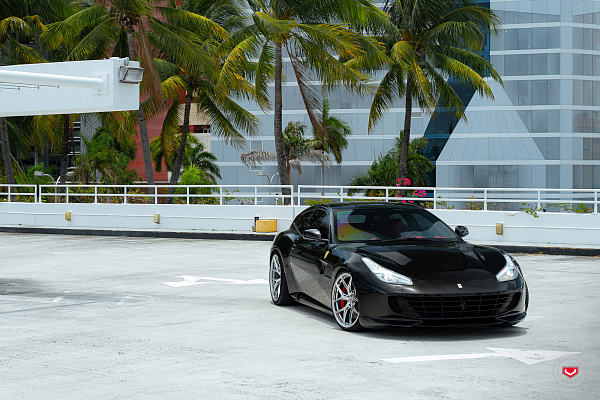 Фото дисков Vossen S21-01 Полированный лак на Ferrari GTC4Lusso