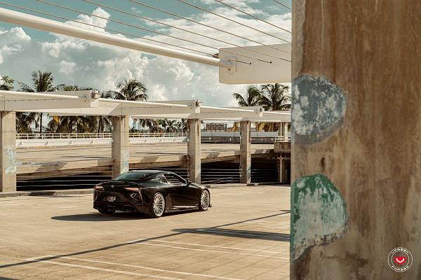 Фото дисков Vossen VPS-2 (3-Piece) Глянцевый лак на Lexus LC 500