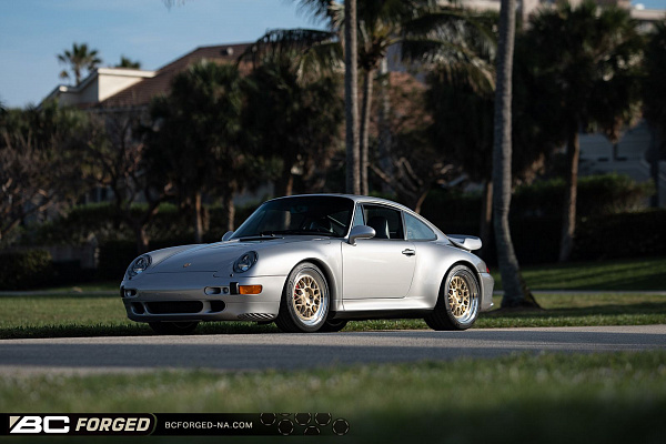 Фото дисков BC Forged MHE28 Глянцевая шампань на Porsche 911 IV