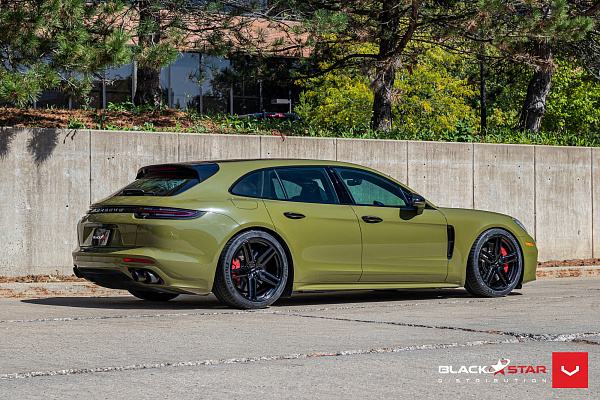 Фото дисков Vossen HF-1 Черный глянец на Porsche Panamera II