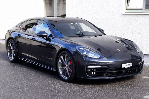 Фото дисков HRE P204 Глянцевый тонированный лак на Porsche Panamera II