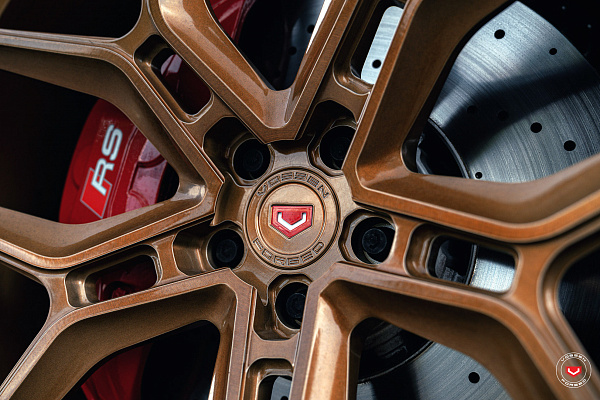 Фото дисков Vossen EVO-4 Глянцевая темная медь на Audi Q8