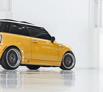 Фото дисков HRE 501 на MINI Cooper III