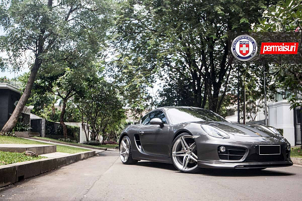 Фото дисков HRE P107 Глянцевый тонированный лак на Porsche Cayman II