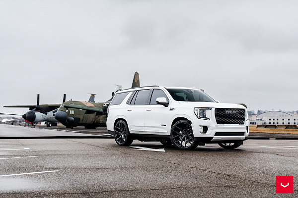 Фото дисков Vossen HF6-4 Черный глянец на GMC Yukon V