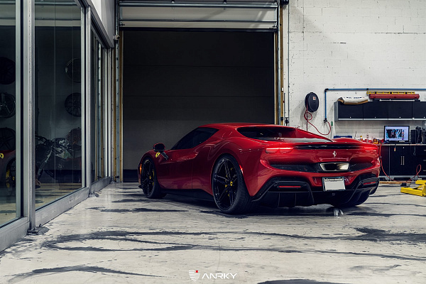 Фото дисков Anrky AN17 Черный глянец на Ferrari 296