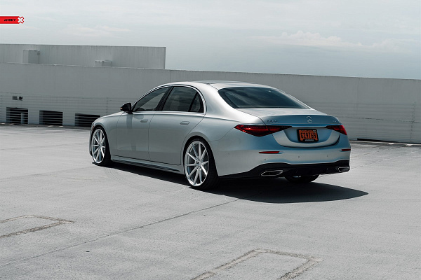 Фото дисков Anrky AN18 Глянцевый лак на Mercedes-Benz S-Class (W223)