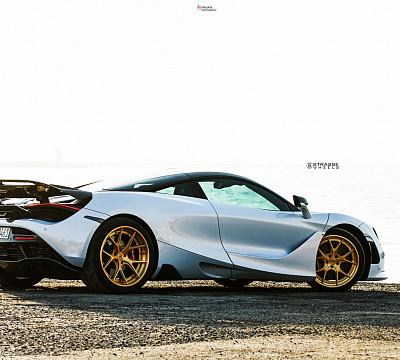 Фото дисков Strasse Wheels SM5R Deep Concave FS на McLaren 720S