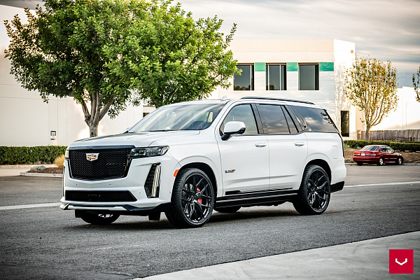 Фото дисков Vossen HF6-4 Черный глянец на Cadillac Escalade V