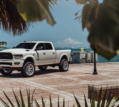 Фото дисков Vossen VFX-03 на Ram 1500 V