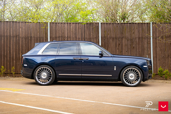 Фото дисков Vossen HF-8 Глянцевый лак на Rolls-Royce Cullinan