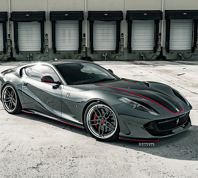 Фото дисков Strasse Wheels SV4 Deep Concave FS на Ferrari 812