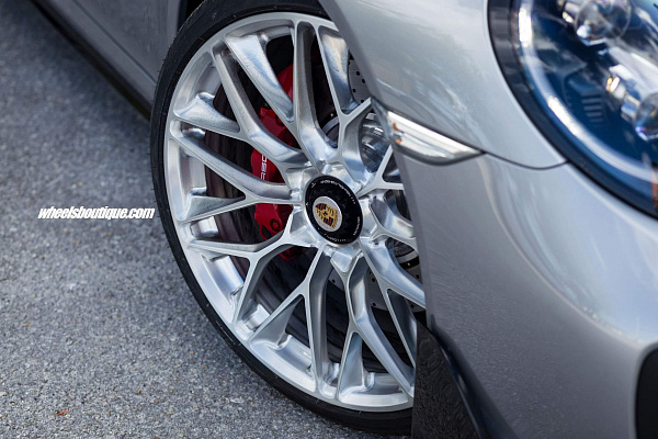 Фото дисков HRE P200 Глянцевый лак на Porsche 911 VII