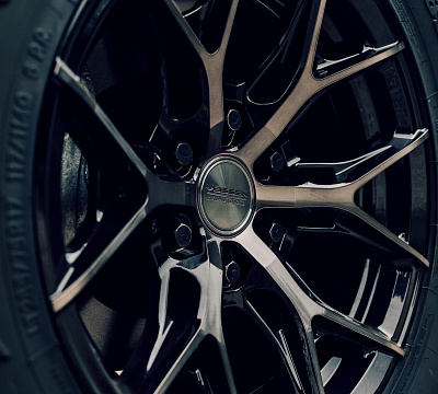 Фото дисков Vossen HF6-4 на Toyota Sequoia III