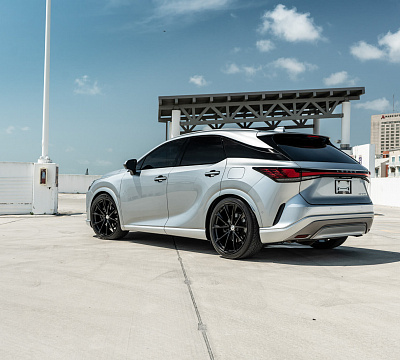 Фото дисков HRE P204 на Lexus RX V