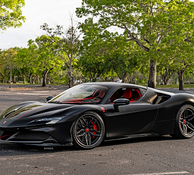 Фото дисков Strasse Wheels SV4-RS Deep Concave FS на Ferrari SF90