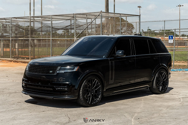 Фото дисков Anrky AN20 Черный сатин на Range Rover V