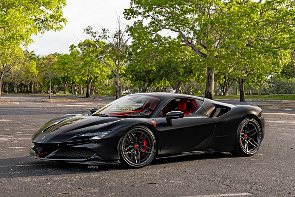 Фото дисков Strasse Wheels SV4-RS Deep Concave FS Черный сатин на Ferrari SF90