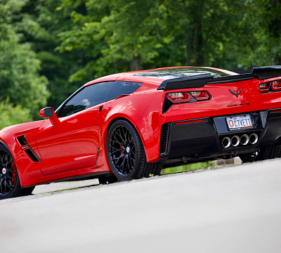 Фото дисков HRE 520M на Chevrolet Corvette C7