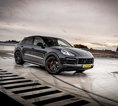 Фото дисков Vossen HF-1 на Porsche Cayenne III